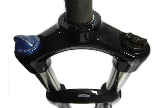 Амортизационная вилка SR Suntour XCR